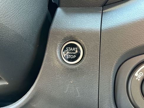 Used 2022 Nissan Frontier PRO-4X w/ Pro-4X Premium Package image 29