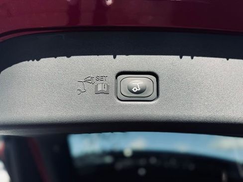 New 2026 Lincoln Nautilus Reserve w/ Jet Appearance Package image 10