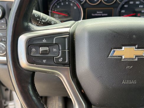 Used 2019 Chevrolet Silverado 1500 LT w/ Texas Edition AWD/4WD image 17