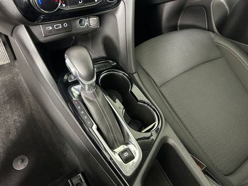 Used 2023 Buick Encore GX Preferred w/ Cold Weather Comfort Package image 21