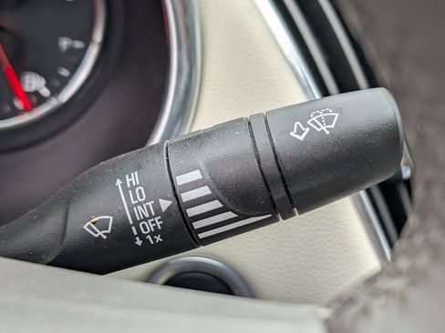 Used 2024 Chevrolet Malibu LT image 25