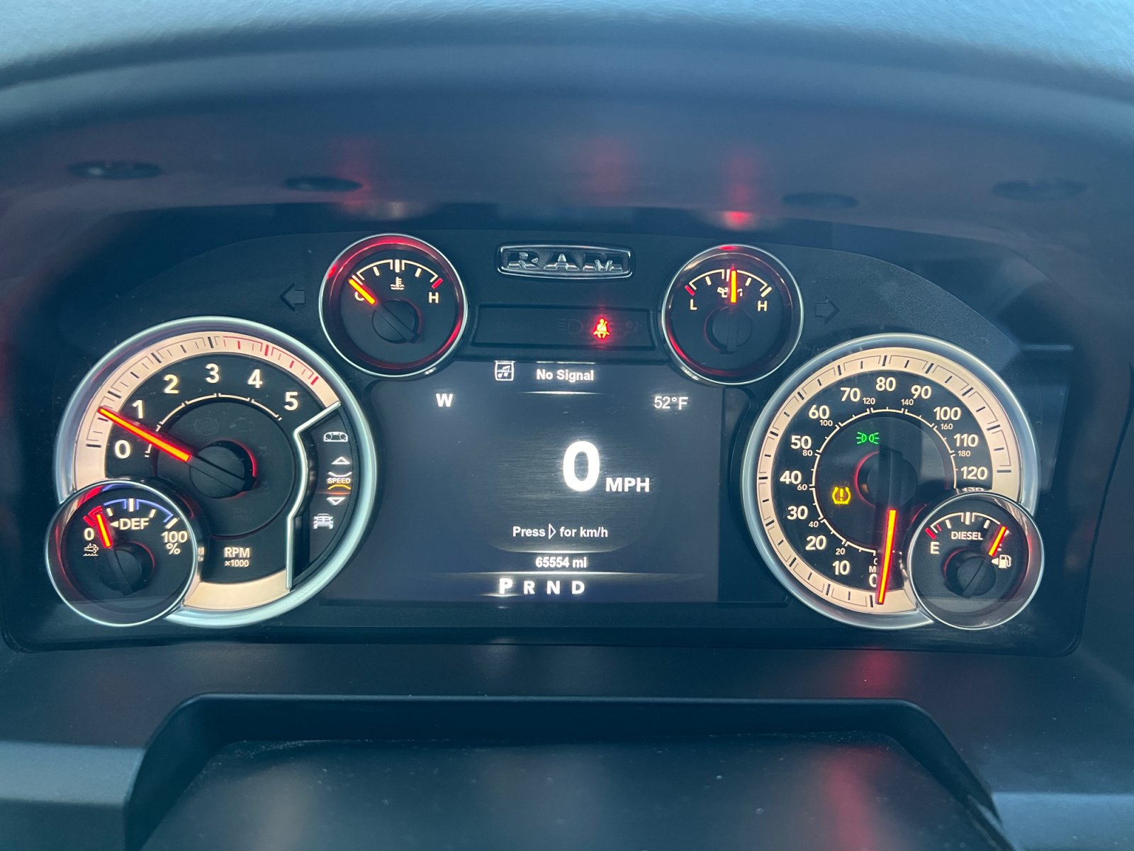 Used 2017 RAM 2500 SLT AWD/4WD image 10