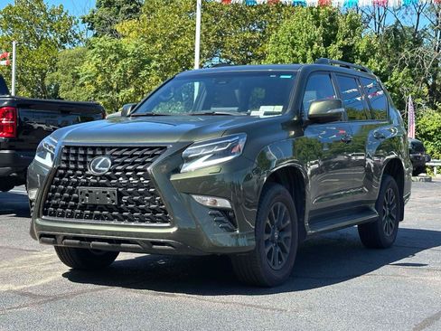 Used 2023 Lexus GX 460 w/ Black Line Special Edition AWD/4WD image 2