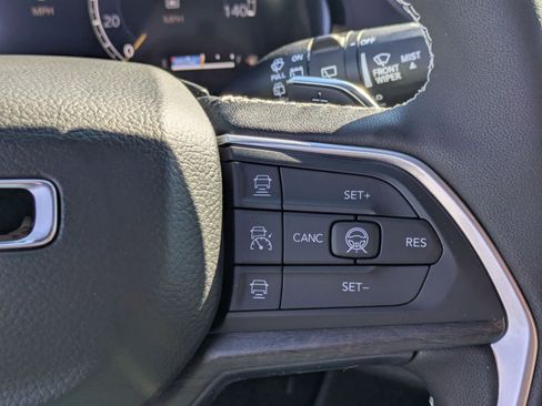 New 2026 Jeep Grand Cherokee Altitude image 16