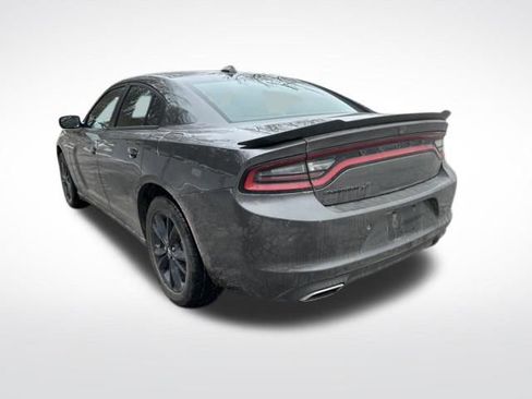 Used 2022 Dodge Charger SXT w/ Blacktop Package image 3