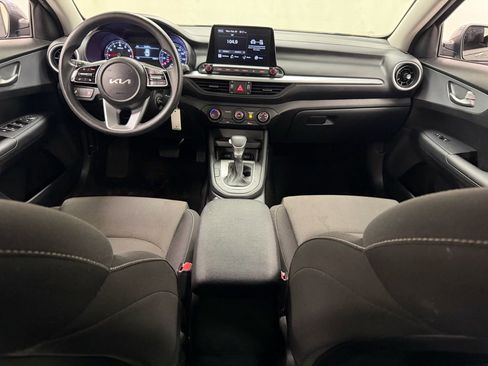 Used 2023 Kia Forte LXS w/ LXS Technology Package image 28