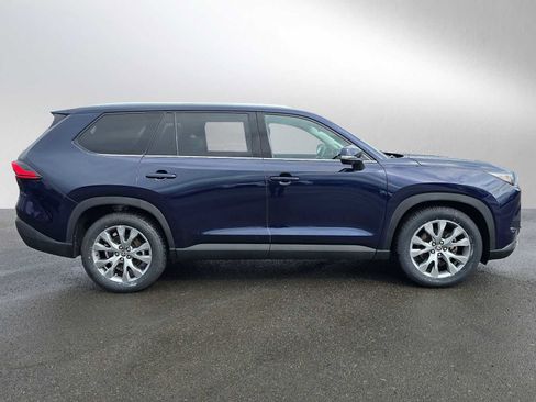 Certified 2024 Toyota Grand Highlander Limited image 2