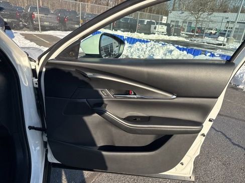 Used 2025 MAZDA CX-30 AWD 2.5 S w/ Preferred Package image 32