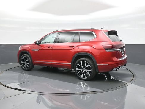 Used 2024 Volkswagen Atlas SEL Premium R-Line AWD/4WD image 5