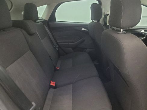 Used 2018 Ford Focus SEL FWD image 19