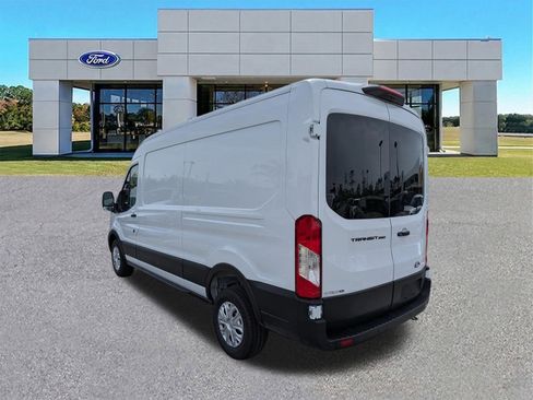 New 2026 Ford Transit 250 148 Medium Roof RWD image 3