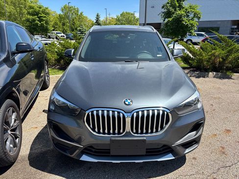 Used 2021 BMW X1 xDrive28i AWD/4WD image 2