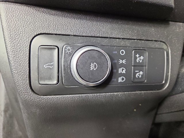 Used 2020 Ford Escape Titanium AWD/4WD image 25