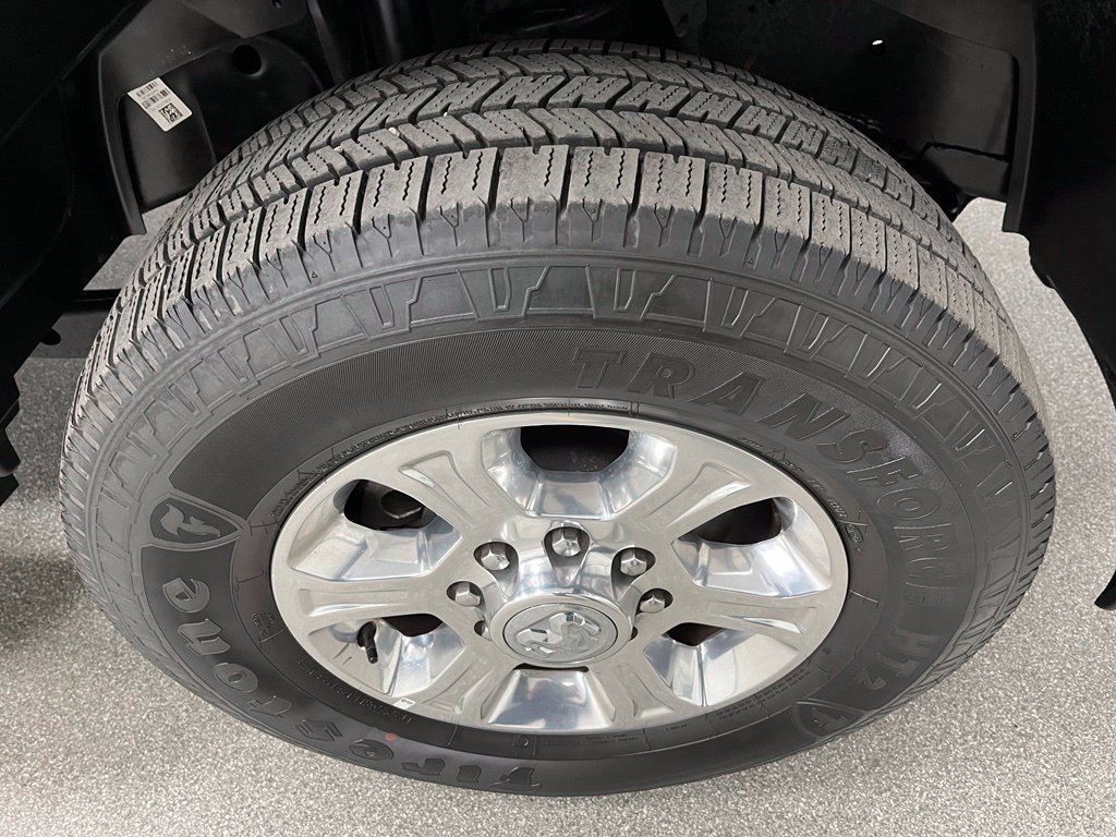 Used 2026 RAM 2500 Big Horn AWD/4WD image 16