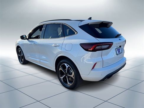 New 2026 Ford Escape ST-Line Elite image 5