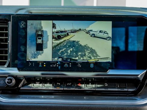 Used 2025 Chevrolet Silverado 2500 High Country w/ High Country Premium Package image 24