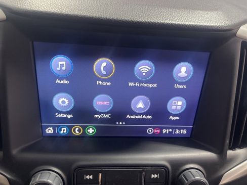 Used 2023 GMC Terrain SLT image 15