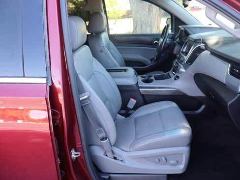 Used 2017 Chevrolet Suburban LT AWD/4WD image 24