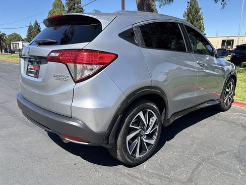 Used 2021 Honda HR-V Sport image 10