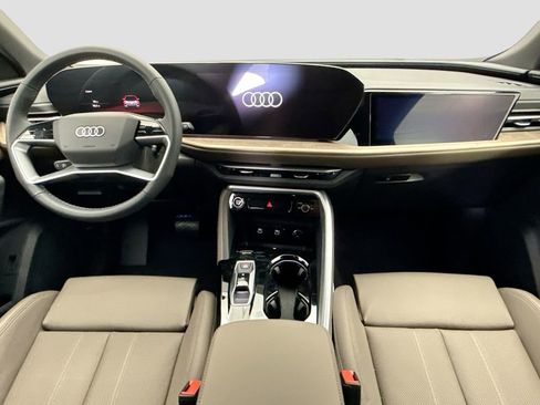 New 2025 Audi Q5 Prestige image 13