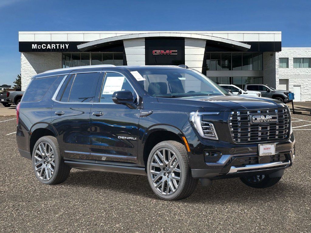 New 2026 GMC Yukon Denali Ultimate w/ LPO, Floor Liner Package AWD/4WD image 1