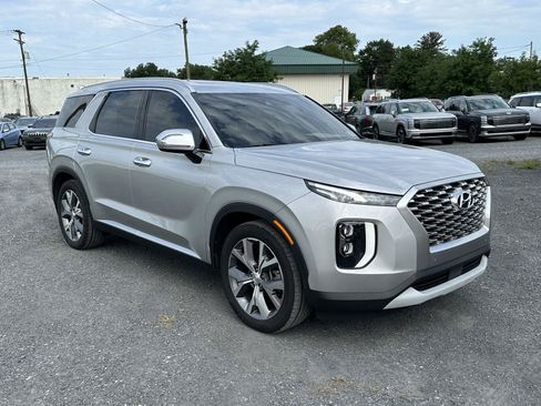 Used 2022 Hyundai Palisade SEL w/ 8P Bench Seat Package AWD/4WD image 2