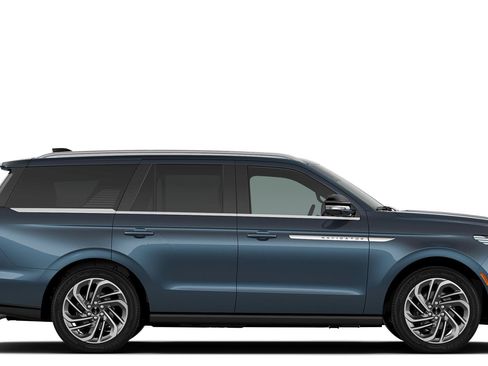 New 2027 Lincoln Navigator Reserve AWD/4WD image 5