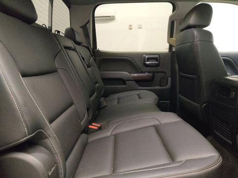 Used 2018 GMC Sierra 1500 SLT AWD/4WD image 19