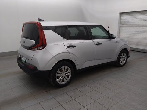 Used 2020 Kia Soul LX FWD image 10