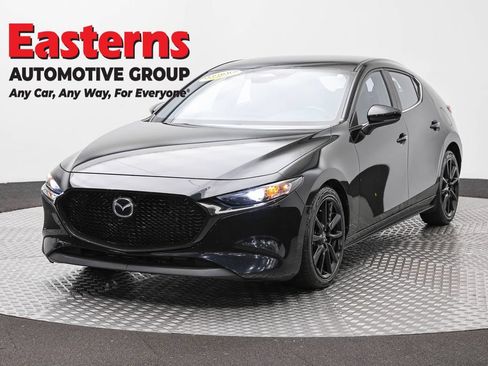 Used 2024 MAZDA MAZDA3 s FWD image 1