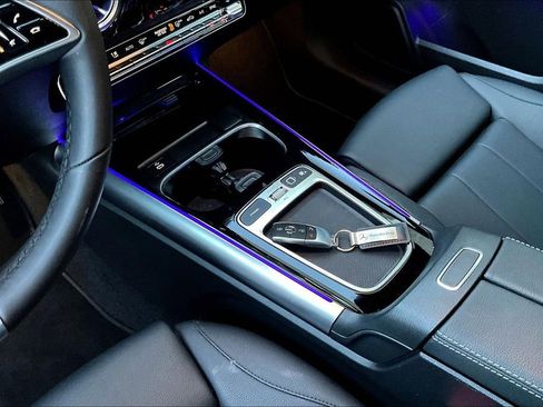 Used 2025 Mercedes-Benz GLA 250 4MATIC image 14