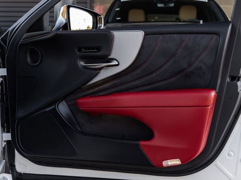 Used 2023 Lexus LS 500 F Sport image 42