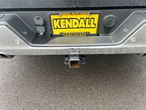 Used 2019 Chevrolet Silverado 1500 LTZ image 18