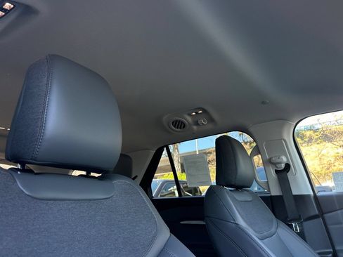 New 2026 Ford Explorer Active w/ Active Comfort Package RWD image 17