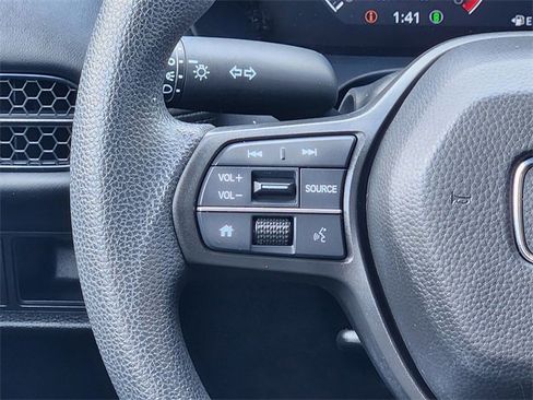 Certified 2023 Honda HR-V LX image 31