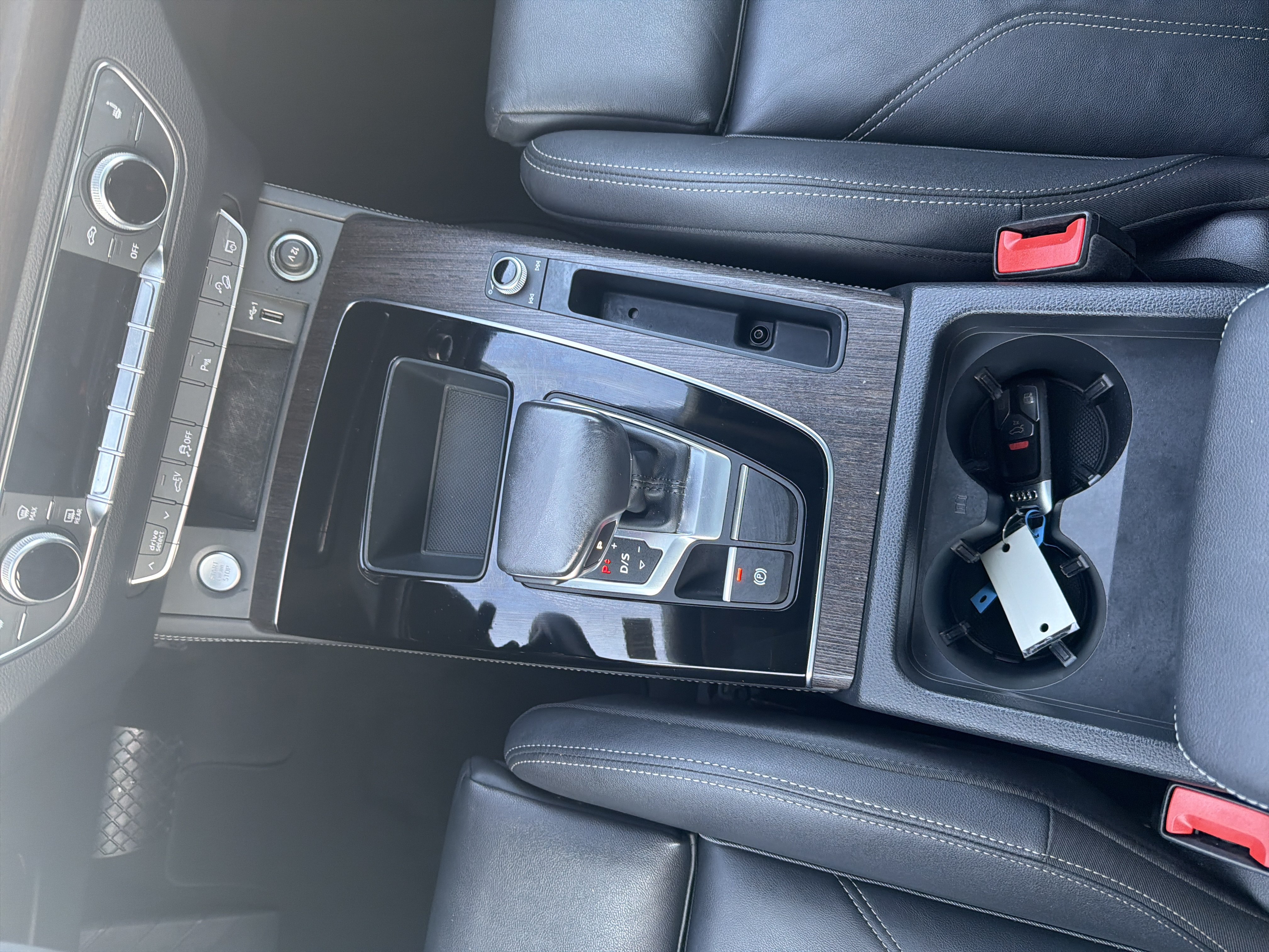 Certified 2023 Audi Q5 e Premium Plus w/ Premium Plus Package AWD/4WD image 9