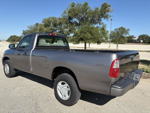 Used 2005 Toyota Tundra 2WD Regular Cab image 3