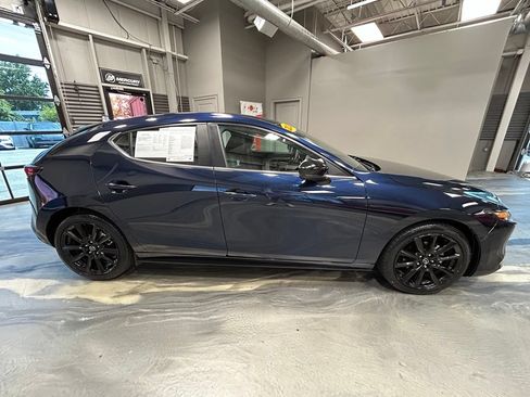 Used 2024 MAZDA MAZDA3 s FWD image 28
