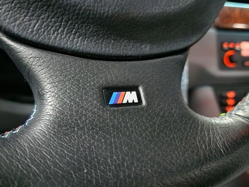 Used 1999 BMW 528i Sedan image 31