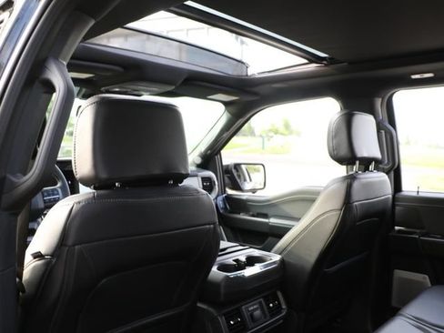 Used 2025 Ford F150 Lariat w/ Equipment Group 502A High AWD/4WD image 17