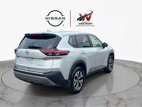 Used 2022 Nissan Rogue SV AWD/4WD image 6