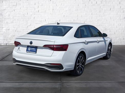 Certified 2024 Volkswagen Jetta Sport FWD image 7