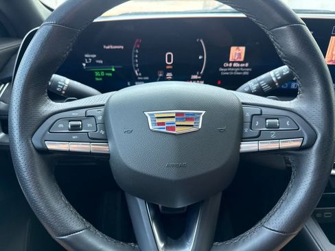 Used 2025 Cadillac XT4 Sport AWD/4WD image 24
