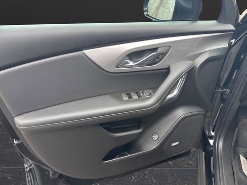 Used 2024 Chevrolet Blazer LT w/ Sound & Technology Package image 18