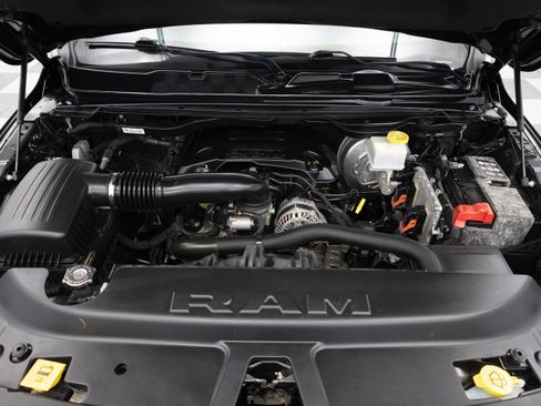 Used 2019 RAM 1500 Laramie image 17