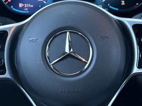 Used 2022 Mercedes-Benz GLC 300 GLC 300 image 29