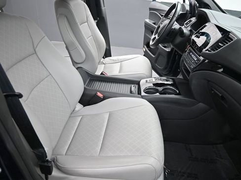 Used 2019 Honda Passport Touring image 20