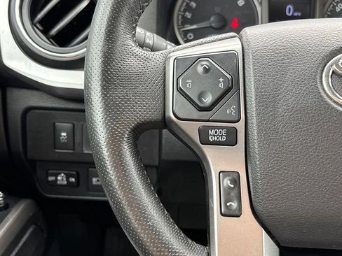 Used 2021 Toyota Tacoma SR5 RWD image 16