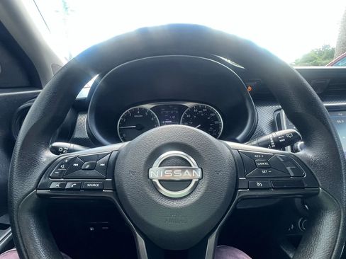 Used 2023 Nissan Kicks S FWD image 18