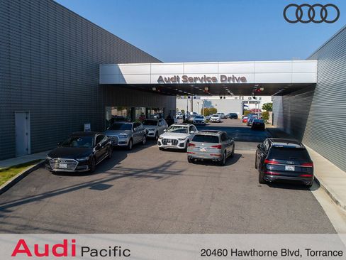 Used 2020 Audi SQ5 Prestige image 3